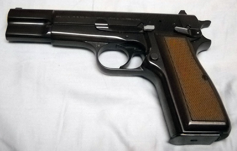 Browning Hi-Power, left side